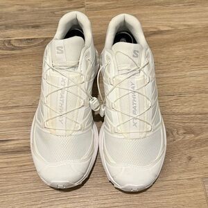 Salomon XT Pathway Sz 9